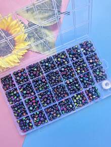 1 盒 1400 颗圆形字母珠子（用于珠宝制作）、31 款白色 A-Z 字母亚克力珠子套装、心形珠子（用于手链制作）（4 * 7 毫米） - 黑底彩色字母 - 查看 11