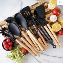 12-częściowy zestaw silikonowych narzędzi kuchennych Masterpan do Kuchni