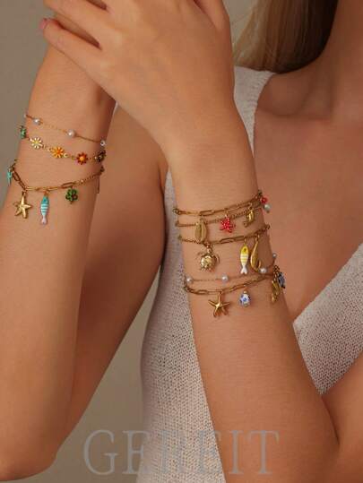 GEREIT 1 Stück Boho 18k Gold Edelstahl Gänseblümchen, Seestern, Tränenform, Fisch Charm Armband für Frauen, geeignet für den täglichen Gebrauch & Urlaub (die tatsächliche Anzahl der Perlenperlen an der handgefertigten Kette ist zufällig)