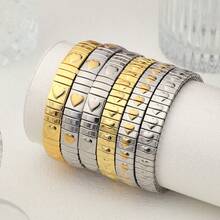 1条心形弹力不锈钢手链，适合女性日常佩戴，也可作为节日或生日礼物。 - 心 - 查看 2