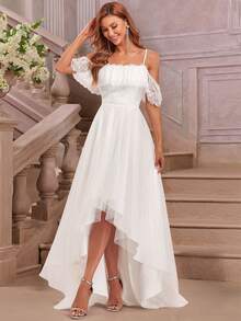 Romantic Lace Contrast Color Mesh Off-Shoulder High-Low Hem Wedding Dress, White Bridal Gown For Gift, Party - White - View 4