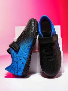 1双儿童PU皮耐磨防断钉防滑专业儿童足球鞋适合所有季节日常锻炼