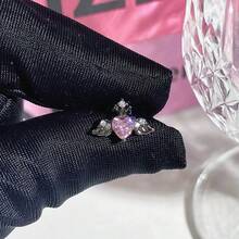 1 件水钻心翼钛钢耳骨耳钉，防过敏黑白锆石杠铃耳环，巴洛克设计耳饰，独特可爱的朋克风格 - 愛心翅膀 - 查看 3