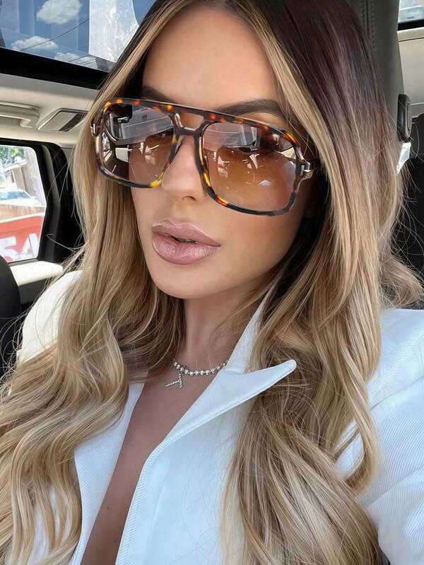 1pc Double-Beams Frog Frame Retro Fashion Glasses, Oversized Square Frame , Unique Dual-Beam Design, Flattering For Face, European & American Street Style, Fashion Photography Accessory