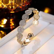 Modny minimalistyczny okrągły uśmiechnięty twarz miedziany cyrkonia sześcienna dekoracyjny dodatek, odpowiedni na imprezy i spotkania