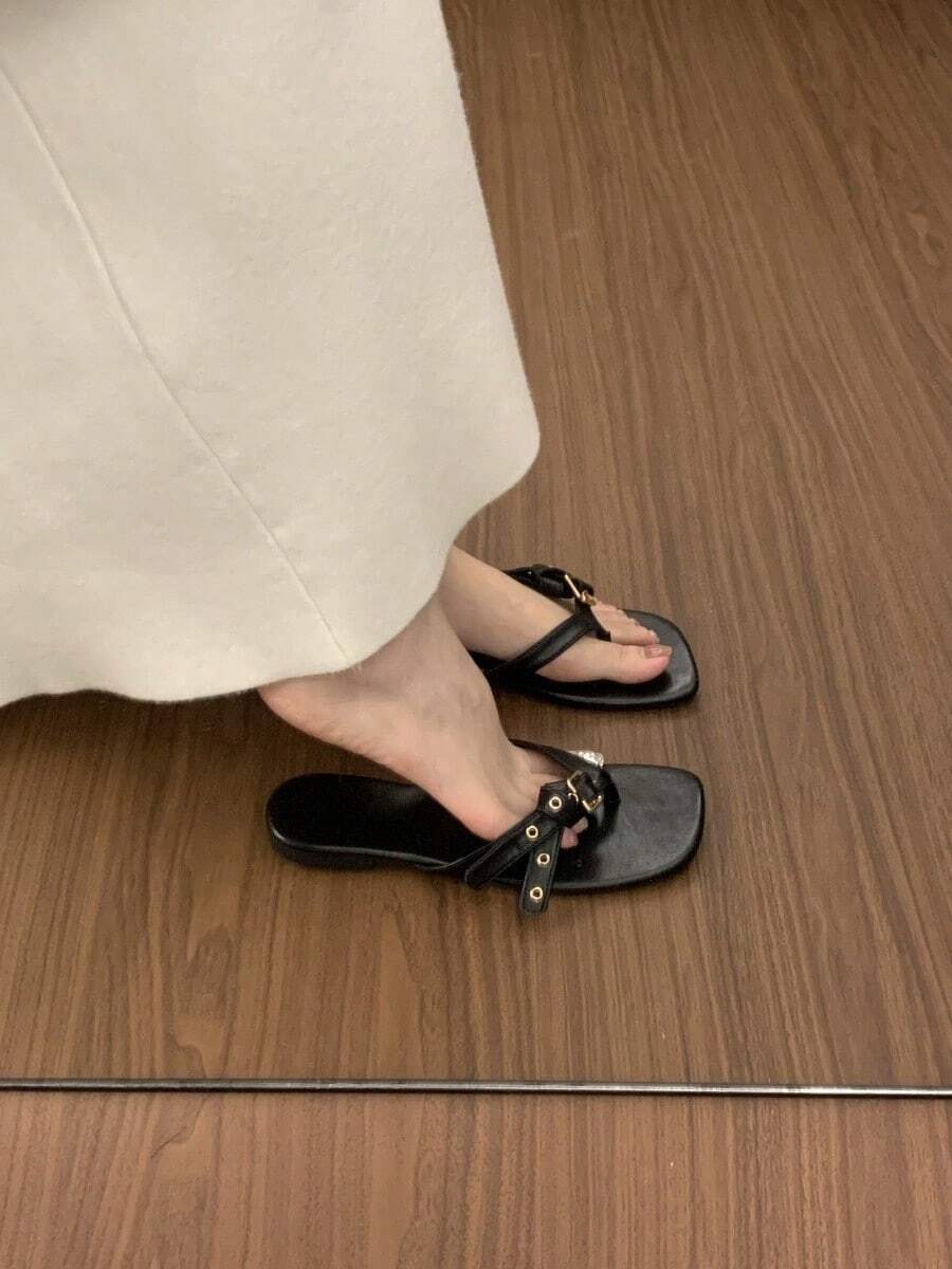 Women Flat Sandals - 黑色 - 查看 1