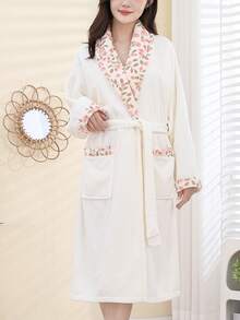 1pc Women's Floral Lace Trim Hooded Robe, Cute & Versatile - White Lace Bathrobe - View 1