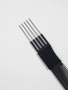 1支碳纤维金属齿梳，沙龙理发师家用蓬松梳，碳纤维材质，不锈钢齿梳（粉色、黑色），后梳，理发配件，吹风机，头发，理发师，美发工具，美发产品，美发配件，边缘梳，理发配件，旅行，吹风机，美发用品，发胶，美发配件，卷发产品，美发设备，配件，剪发剪刀，圣诞节，理发店，理发配件，美发配件，美发，吹风机，头发，配件，美发产品，美发工具，美发用品，护发，卷发梳，理发师，理发配件，美发设备，旅行必备，发型，美发，头发，旅行，美发产品，美发工具，美发用品，理发师，理发配件，理发店，美发设备