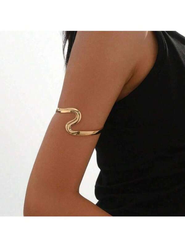 Gold Metal Open Cuff Bracelet/Armlet, Decorative Arm Chain For Women, Suitable For Daily Wear