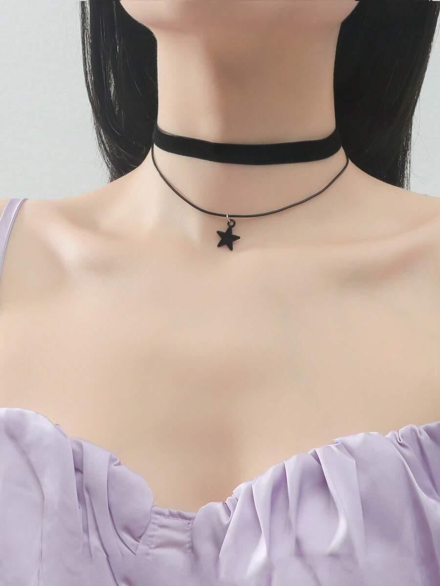 1pc Fashionable & Versatile Simple Velvet Tied Double-Layer Black Five-Pointed Star Pendant Necklace