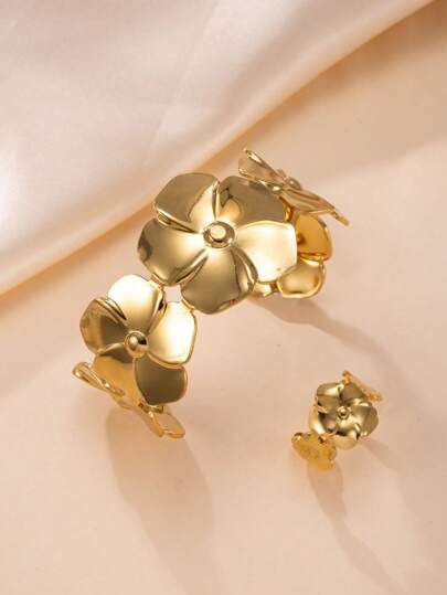2pcs Vintage Elegant Old Coin Style Gold 3D Geometric Butterfly Titanium Steel Bracelet & Ring Set, Suitable For Women Daily Wear & Party