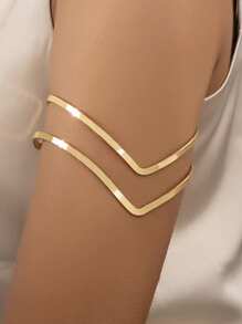 1 pièce Bracelet asymétrique en métal de mode personnalisé, minimaliste et décontracté. Bijou de corps en or géométrique pour hip-hop, punk, sexy. Convient pour le port quotidien, les vacances et les soirées des femmes.