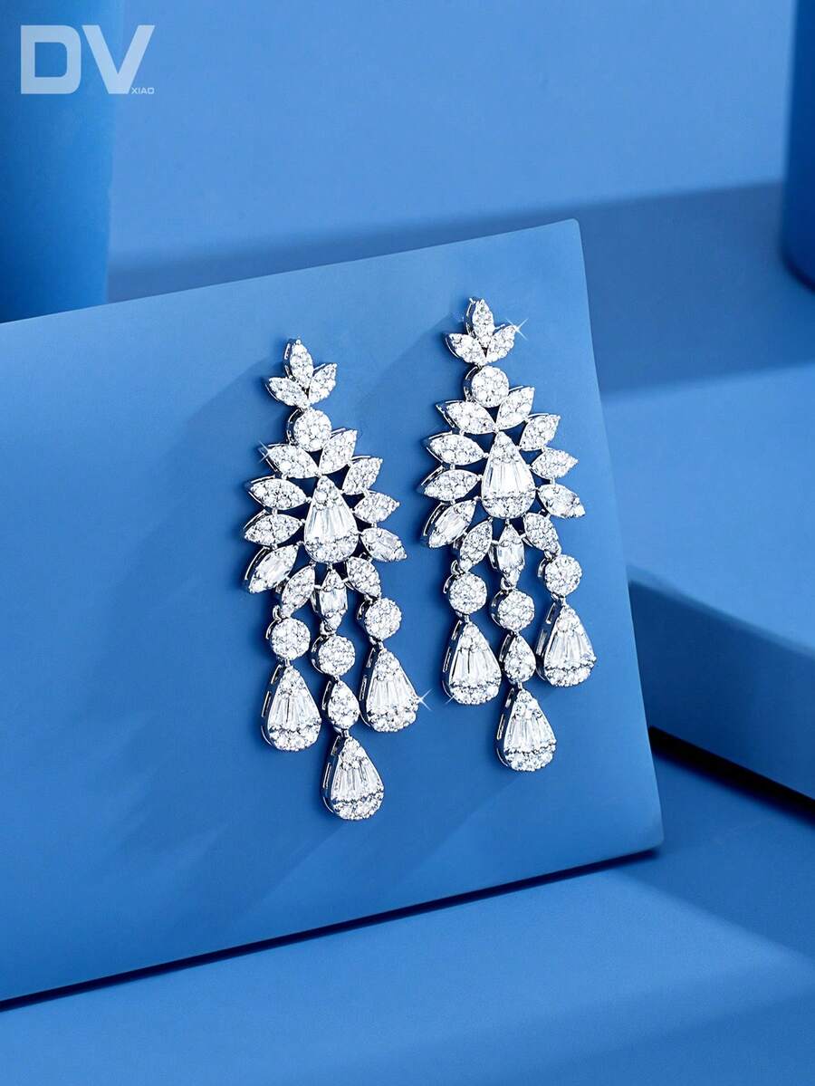 DV JEWELRY 1 对镀铂金方晶锆石奢华吊坠耳环，优雅的女士珠宝礼物，适合约会、婚礼、派对、周年纪念，附赠礼盒 - 銀色 - 查看 1