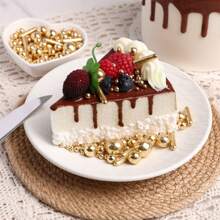 خليط من الرش السكري الفضي - حبات حلوى قابلة للأكل مع قلم رش ذو 4 مخالب، 118 جرام/4.16 أونصة، عبوة هدايا، ديكورات كعكة، إضافات آيس كريم وزينة البسكويت، لوازم حفلات الزفاف وعيد الميلاد