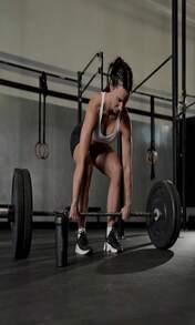 BlenderBottle Sport Insulated Stainless Steel Shaker Bottle With Wire Whisk, 24-Ounce, Black – Protein Shakes &Amp; Hydration For Athletes &Amp; Fitness Enthusiasts, Easy Mixing, Keeps Drinks Cold, Lockable Lid - Xám - Xem 5