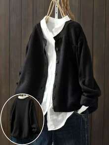 Cárdigan casual de cuello redondo de manga larga con botones frontales y bolsillo, en talla grande y unicolor - Negro - Ver 1