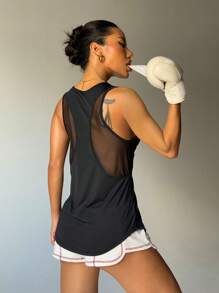 Top deportivo de corte sólido con espalda calada, top de entrenamiento, top de juegos