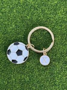 1 个足球形钥匙扣，合金材质，油滴效果，初始设计，是送给朋友、男朋友、篮球俱乐部活动、体育活动、情人节、汽车配件、包包挂件、学校用品的理想礼物