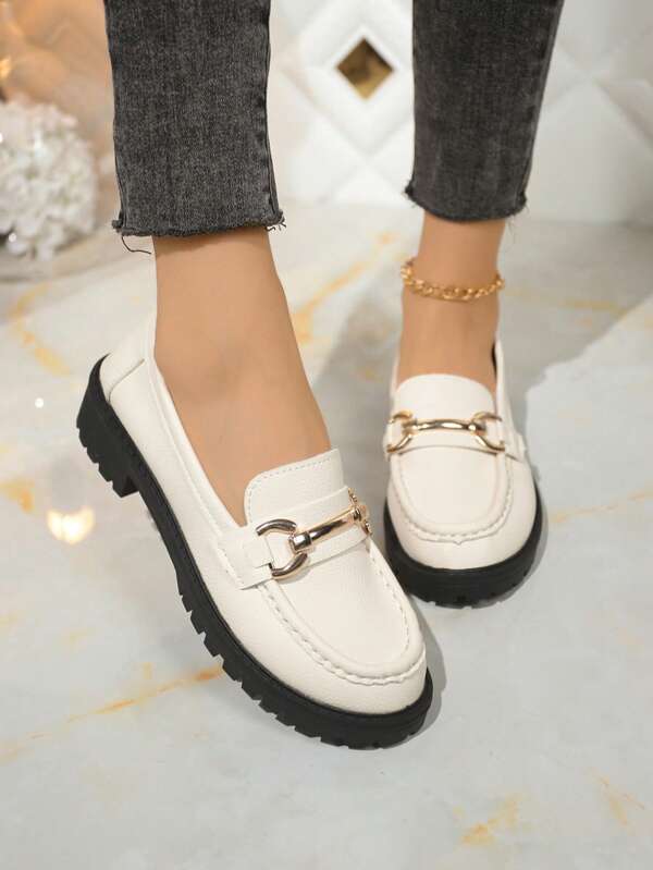 Women's Metal Chain Decor Platform Slip-On Loafers, Casual Pointed Toe Bicolor Flats For Spring & Autumn, Comfortable Everyday Wear