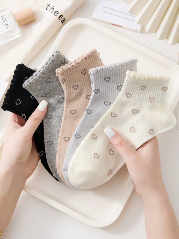 5 Pairs Of Women's Breathable Cute Heart Designs Short Socks, Moisture Wicking, Comfortable Mid-Calf Socks Suitable For Daily Wear And Outing