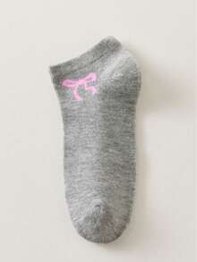 1/15 双男女通用袜子 运动袜 白/黑/灰短袜 隐形袜 纯色简约风格 适合日常休闲穿着