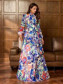 Faeriesty Đầm maxi in hoa rực rỡ, thanh lịch với họa tiết trái cây và hoa - Chất liệu chiffon nhẹ, lý tưởng cho các buổi tiệc sang trọng, sự kiện thảm đỏ và tiệc chiêu đãi trang trọng, đầm dự tiệc, đầm dạ hội, đầm dự đám cưới, đầm du lịch. - Màu xanh lam - Xem 3