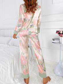 Conjunto de ropa de dormir de lujo con estampado y tacto sedoso para mujeres, de satén suave que se puede usar por fuera