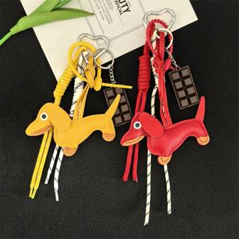 1 Cute Sausage Dog Keychain - PU Leather And Alloy Chocolate Candy Accessory, Equipped With An Adjustable Braided Rope, Durable Women's Fashion Accessory, Suitable For Birthdays, Gifts To Friends, Family, And Partners, Fashionable Keychains | Cute Animal Patterns | Whimsical Keychains, Sausage Dog Gifts