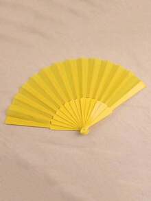 PC/5PCS塑料便携式手持球形风扇，中日婚礼装饰折叠，低调简约的送礼佳品，适合派对、婚礼、典礼、家居装饰，或作为礼物赠送他人、表演道具；适合DIY，适合派对主题或打造独特设计。（产品生产过程中存在轻微瑕疵，但不影响成品）