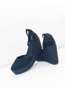 STYLEE FOOTWEAR Women's Espadrille-Style Shoes With A Jute Wedge And Adjustable Ankle Strap. Made Of Soft Suede, They Stand Out For Their Classic And Versatile Design That Easily Combines With Casual Or More Elegant Looks. Their Padded Insole And Non-Slip Sole Guarantee Comfort And With Every Step. Estimated Delivery: 1-3 Business Days (Mainland). - 黑色 - 查看 2