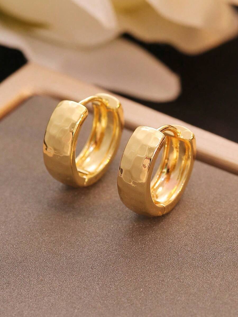 Send 1 Pair Of Minimalist Circular Earrings In A Random Color - Nhiều màu - Xem 1