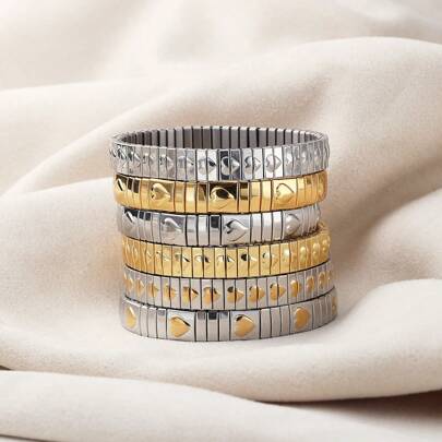 1PC Elastic Stainless Steel Bracelet With A Heart Pattern, Suitable For Women's Daily Wear, And Suitable As A Holiday Or Birthday Gift
