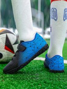 1双儿童PU皮耐磨防断钉防滑专业儿童足球鞋适合所有季节日常锻炼