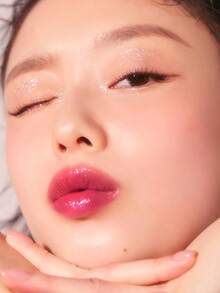 ETUDE Dear Darling 05号红色润唇油，油基质地，水润轻盈，打造玻璃唇妆，持久显色，丰唇效果，保湿护理，韩妆，韩国彩妆，4.2克/0.15盎司 - 05 Red Oil - 查看 8