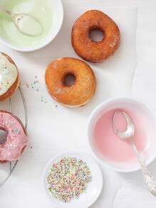 1个硅胶甜甜圈模具，马卡龙色6孔圆形甜甜圈烤盘，DIY烘焙模具，空心蛋糕模具，面包烤盘，不粘硅胶甜甜圈烤盘，巧克力蛋糕甜甜圈，姜饼甜甜圈，硅胶甜甜圈烤盘，硅胶材质，不粘模具，易于脱模，适用于自制蛋糕 - 彩色 - 查看 6