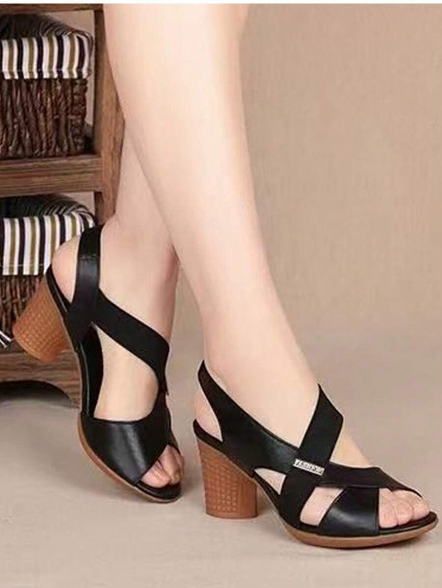 2 pares de sandalias romanas de mujer con punta abierta, nuevas llegadas de primavera/verano, con punta descubierta, correa con hebilla y tacón grueso - Fondo de piña negra - Ver 1