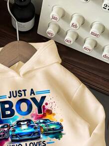 男童休闲汽车和字母图案保暖连帽卫衣