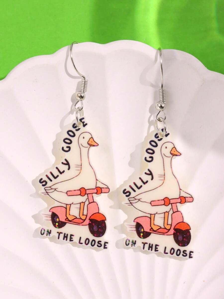 1 对创意有趣古怪可爱卡通精致鹅骑驴“Silly Goose On The Loose”字母吊坠耳环，女士派对珠宝 - 彩色 - 查看 1