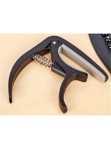 1 件/2 件吉他变调夹，适用于原声吉他和电吉他，黑色。随机礼物 - 吉他拨片 5 件，变调夹，吉他拨片，吉他