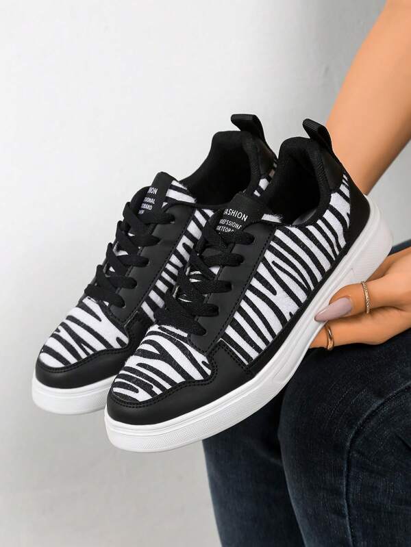 Tênis Casuais Femininos Estampa de Onça Preta, Sapatos Casuais Femininos, Sapatos Esportivos Masculinos, Tênis Masculinos Macios de Cadarço com Sola Plana Confortáveis, Sapatos Diários Leves de Cano Baixo, Sapatos Slip-On Femininos Estampa de Zebra para Skate, Mocassins Casuais Femininos Estilo Faculdade para Caminhada