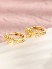 1 Pair Minimalist Stainless Steel 5-Petal Flower Earrings, Delicate & Sweet, Suitable For Daily Wear For Girls, Also Can Be A Street Party Or Birthday Gift, Charming - Gold - View 3