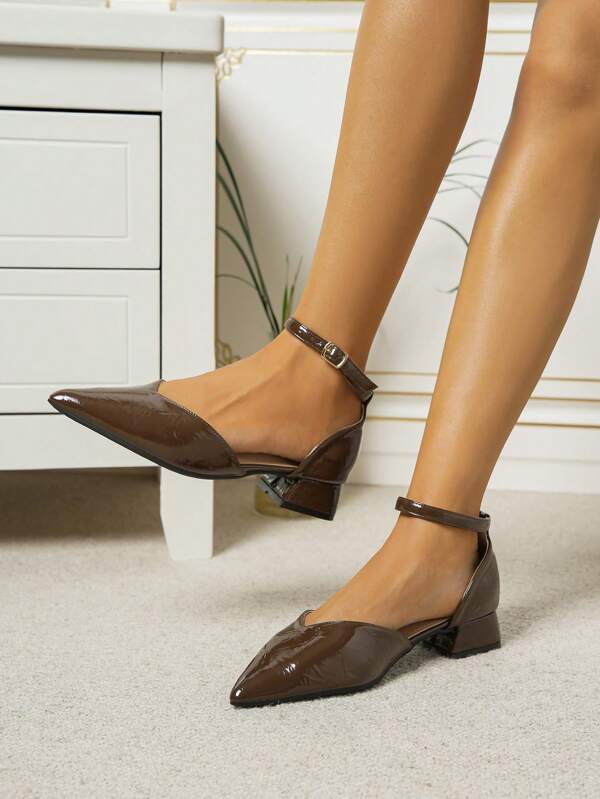 Sandales à talon épais à bout pointu et à lacets de couleur unie pour femmes, convenant pour s'assortir à diverses robes élégantes, au printemps et à l'automne