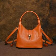 Bolsa transversal de couro curtido a vegetais, primeira camada de couro bovino, elegante, versátil e prática para mulheres, conveniente para viagens de verão