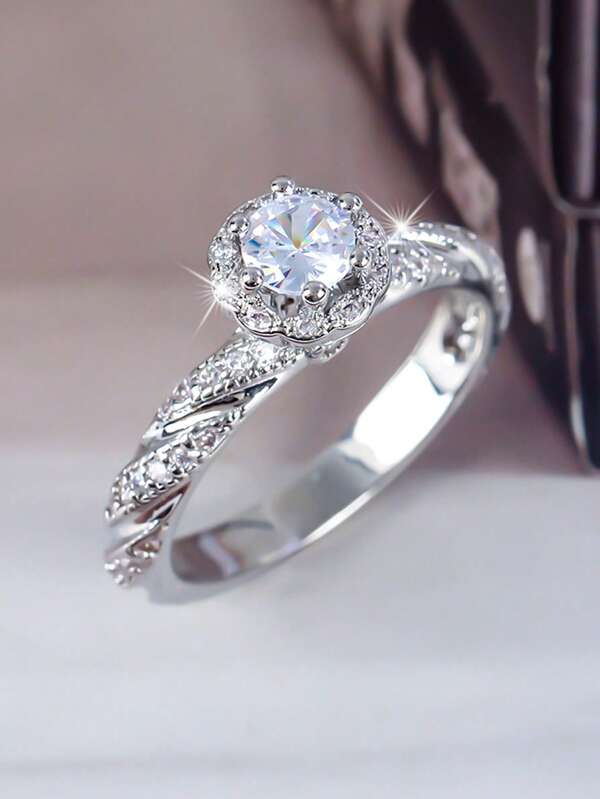 1pc Elegant Sparkling Circular Zirconia Ring, Exquisite & Shiny, Women's Fashion Classic Ring, Suitable For Birthday Gift, Holiday Gift, Valentine's Day Gift, Daily Use, Party And Banquet