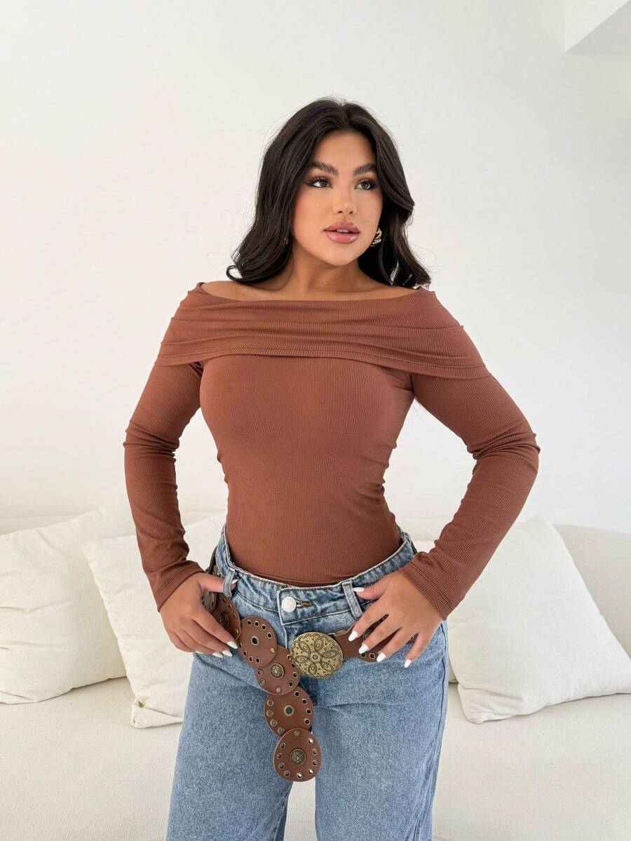 Women's Ribbed Off-The-Shoulder Long-Sleeved Blouse - 鏽棕色 - 查看 1