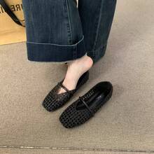 Women Flat Sandals