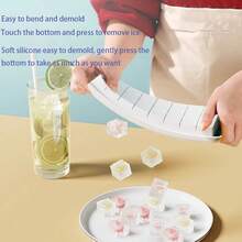 Ice Cube Mold, Silicone Ice Making Box, Frozen Ice Storage Box, Household Covered Ice Making Granule Artifact