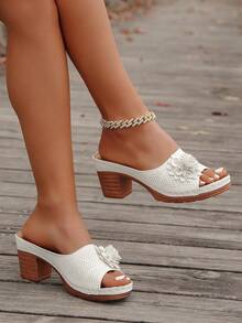 夏季时尚休闲沙滩度假风格青少年户外平底凉鞋