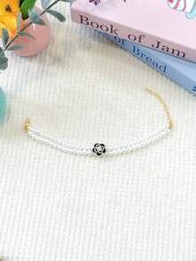 两件套宠物狗和猫用品，适用于小型犬和幼犬、泰迪熊、贵宾犬、可爱休闲时尚薄纱裙套装，含 1 件珍珠和花朵项链和蕾丝衬衫