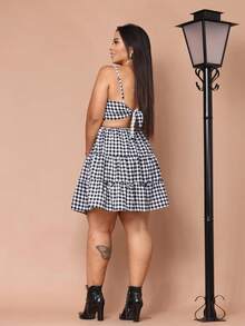 Slim-Strap Plaid Dress - Festa Junina 2025 Shortened Model That Enhances The Body, Vibrant Colors - Preto com Branco-2 - 查看 2